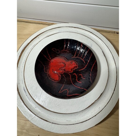VTG Enamel On Copper MCM Dish Red Black Beaver Canada Signed Eclectic - Picture 1 of 3